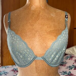 Victoria's Secret
Sexy Tee
Stretch lace
Unlined Demi
Underwire 
Bra